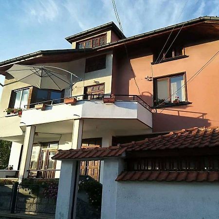 Guest House Ganovi Kalofer Exteriér fotografie