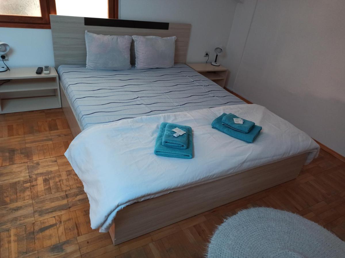 Guest House Ganovi Kalofer Pokoj fotografie