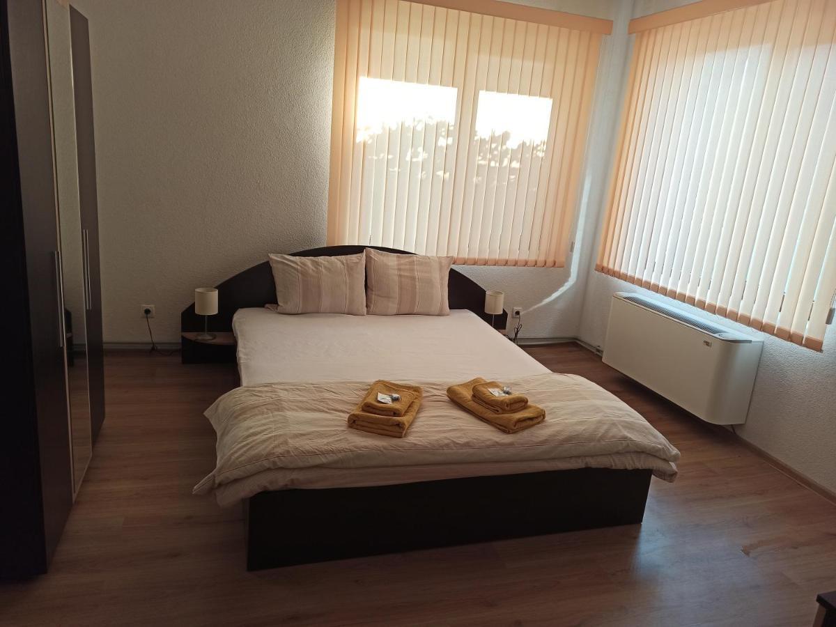 Guest House Ganovi Kalofer Pokoj fotografie