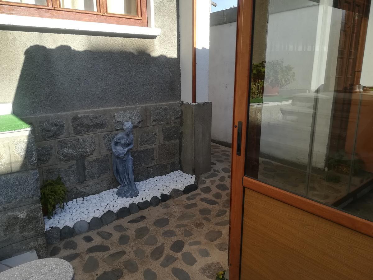 Guest House Ganovi Kalofer Exteriér fotografie